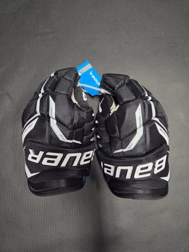 Brand New Bauer Supreme Fuse 14" Black/white Gloves