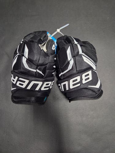 Brand New Bauer Supreme Fuse 12" Black/white Gloves