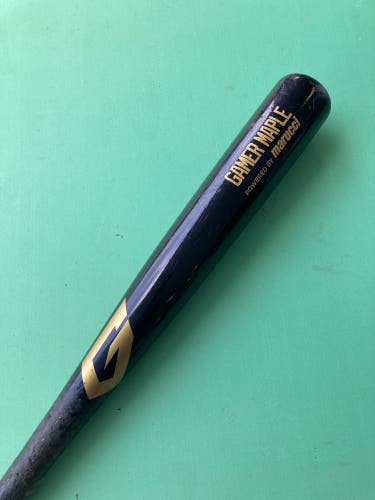 Marucci Gamer Bat BBCOR Certified (-3) Maple 29 oz 32" (Used)