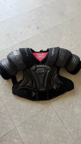 Men's XL Senior Bauer Vapor X900 Lite Shoulder Pads (Used)