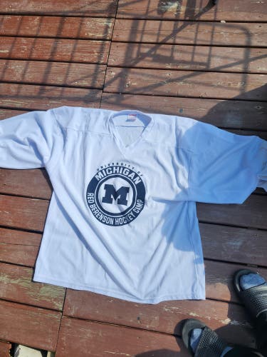 University of Michigan Berenson Kids Camp Jersey..Adult 2XL