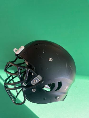 Adult Medium Schutt Vengeance A11 Helmet (Used)