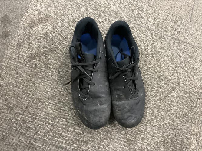 Used Nike Soccer Cleats Black Junior 04.5 11614-S000238034