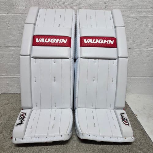 28" Vaughn VX1 Goalie Leg Pads (Used)