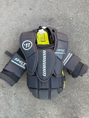 Youth Small / Medium Warrior Ritual GT Goalie Chest Protector (Used)