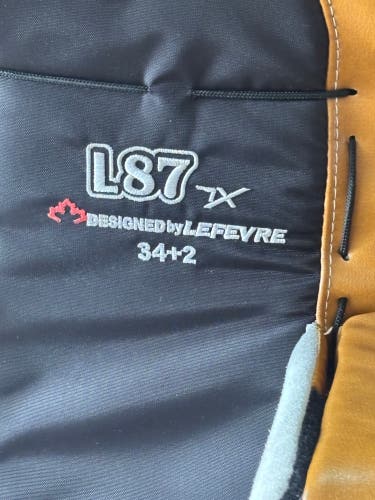34" True L87 Regular Goalie Full Set (Used)