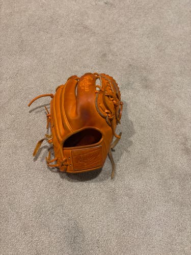 Rawlings Heart of the Hide 200 Pattern RH Pitcher's Baseball Glove 11.5" (Used)