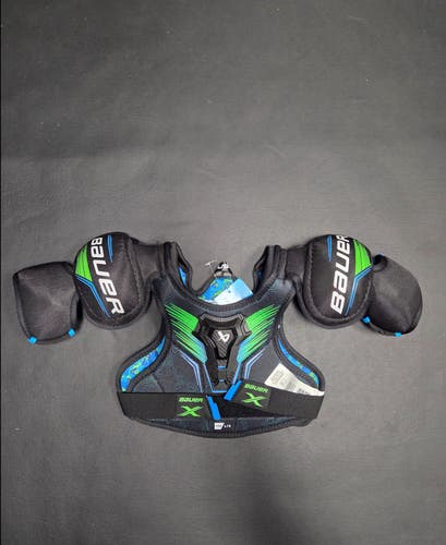 New Youth Large Bauer X Shoulder Pads