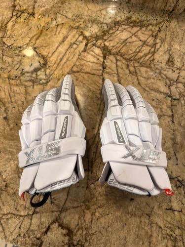 STX Surgeon RZR2 Lacrosse Gloves (Used)