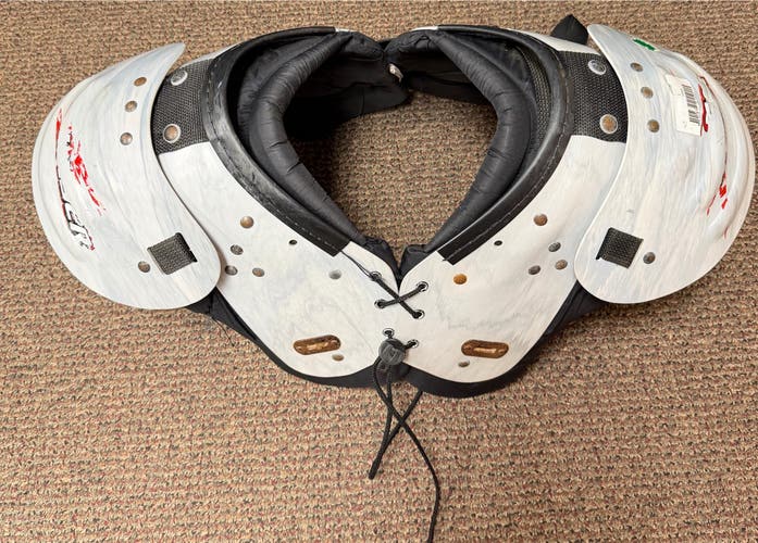 BIKE Football Youth Lg Shoulder Pads (2939)