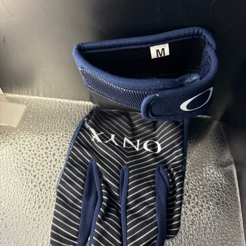 Medium Batting Gloves (New)