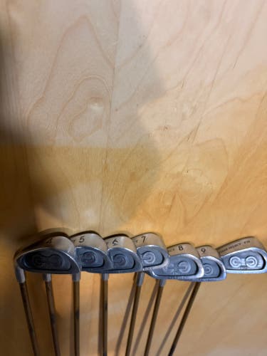 Tour Select Left Handed Graphite Iron Set (4-PW)