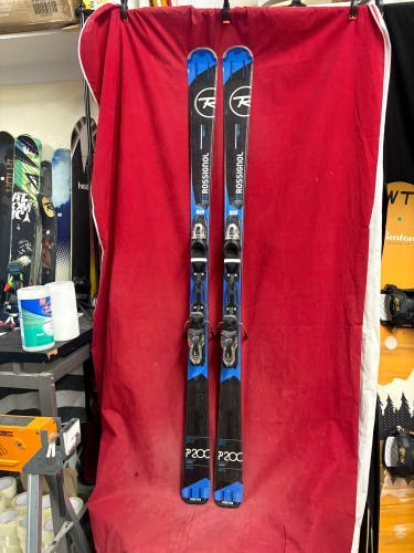 Skis: Rossignol Pursuit 200 Carbon carving skis, 177cm.
Bindings: Look
Binding Range: 261-381mm
R15