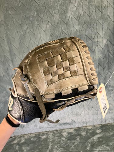Gray Marucci Caddo RH Pitcher's Baseball Glove 11.5" (Used)