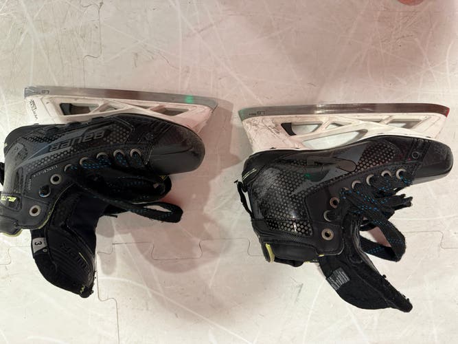 2024 Bauer Elite Hockey Goalie Skates Regular Width Size 3 (Used)