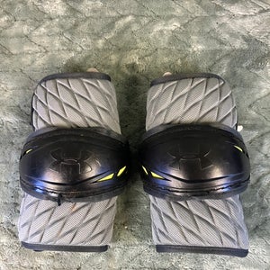 Medium Adult Under Armour Arm Pads (Used)