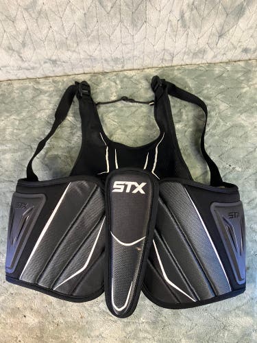 Medium Youth STX Stallion 200 Shoulder Pads (Used)