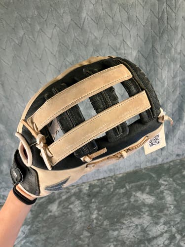 Gray Easton Ghost RH Softball Glove 12" (Used)
