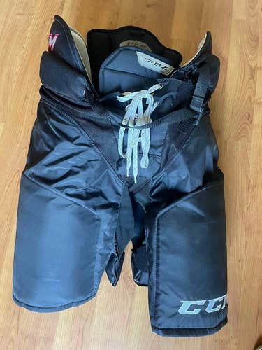 Intermediate XL CCM RBZ Hockey Pants (Used)