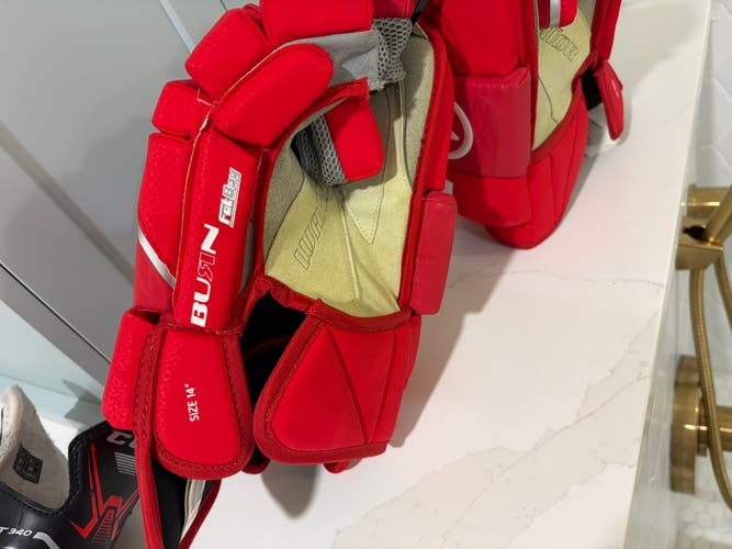 Warrior Fatboy Lacrosse Gloves (New)