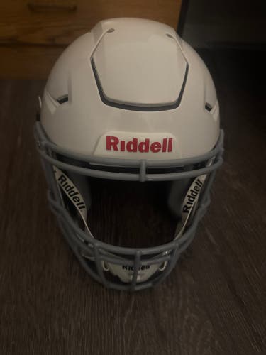 White Youth Large Riddell SpeedFlex Helmet (New)