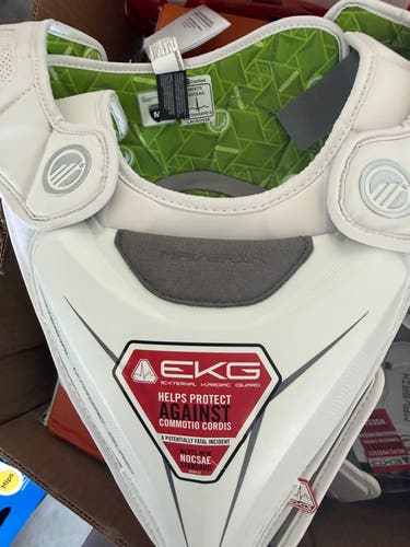 Medium Adult Maverik M5 Shoulder Pads (New)