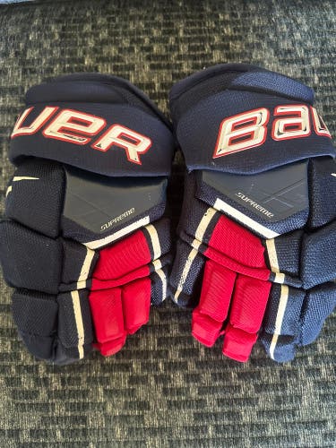 Bauer Supreme Ultrasonic Gloves 12" (Used)