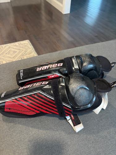 Youth Bauer NSX 10" Shin Pads (Used)