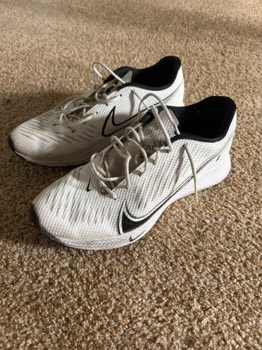 White Men's Size M 10.5 (W 11.5) Adult Nike Shoes (Used)