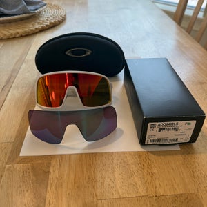 Oakley Sutro S Sunglasses with extra lens