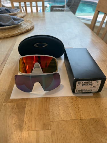 Oakley Sutro S Sunglasses with extra lens