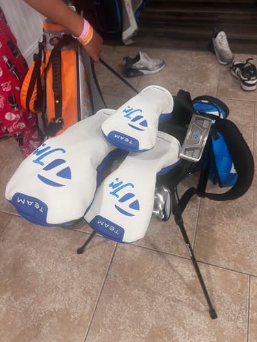 Junior 2025 TaylorMade Right Handed Clubs (Full Set) Junior 7 Pieces (Used)