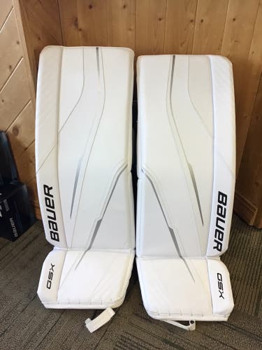32" Intermediate Large 2023 Bauer GSX Goalie Leg Pads (New)