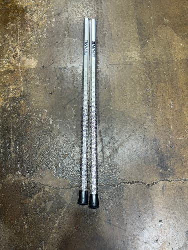 Two Adult Brine Swizzbeat 7075 Shafts