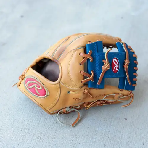 RARE Rawlings HOH Horween Oval Patch Infield Glove RHT 11.5"