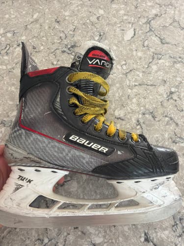 Bauer Vapor X Shift Pro Hockey Skates 5, Fit 1