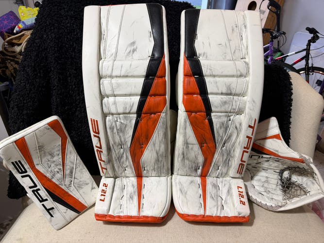 33" 2023 True L12.2 Regular Goalie Full Set Pro Stock (Used)