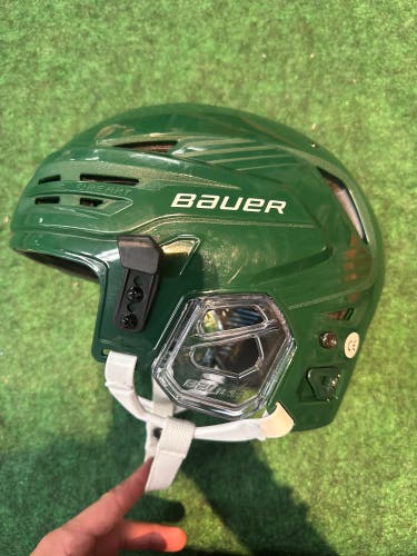 Green Large Bauer Re-Akt 90 Helmet (Used)