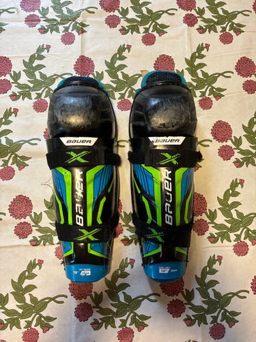Used Bauer S21x Shin Pads