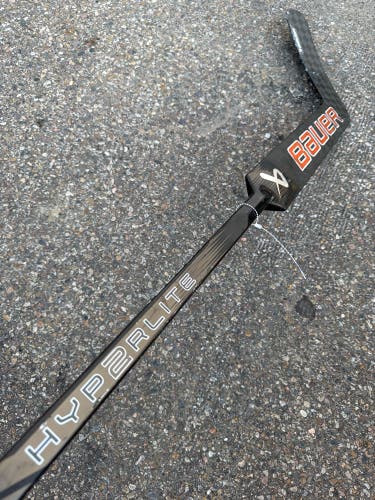 Intermediate Bauer Vapor Hyperlite 2 Goalie Stick Regular 23" Paddle (Used)