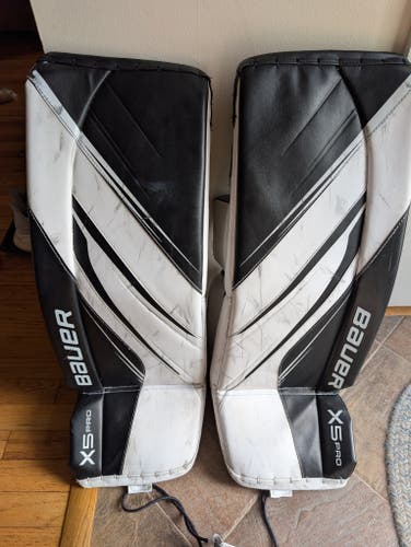 30" Bauer Vapor 5X Pro Goalie Leg Pads (Used)