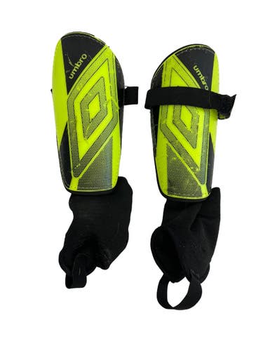 Used Umbro Soccer Shin Guards Adult Yellow LG 11692-S000156633