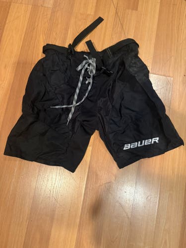 Black Small Bauer Team Pant Shell (Used)