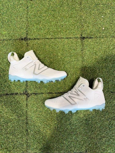Men's 10.5 New Balance Freeze LX V4 Lacrosse Cleats (New)
