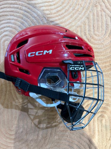 Red Medium CCM Tacks 920 Helmet (New)