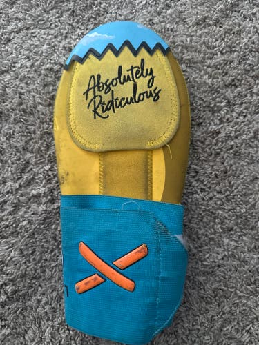 Yellow Absolutely Ridiculous Junior Sliding Mitt (Used)