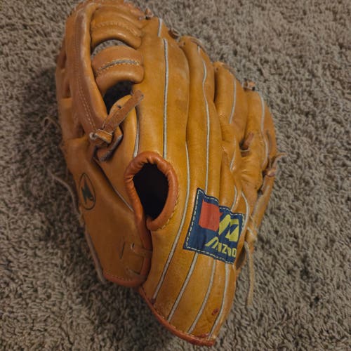 Mizuno LH MT1000FB Pete Rose Professional Model Lite Flex Baseball Glove 12.5"