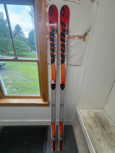 Volkl 197 cm Racing Skis (Used)