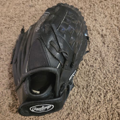 Rawlings RH Player Series Baseball Glove 11" Ages 6-10. Game Ready