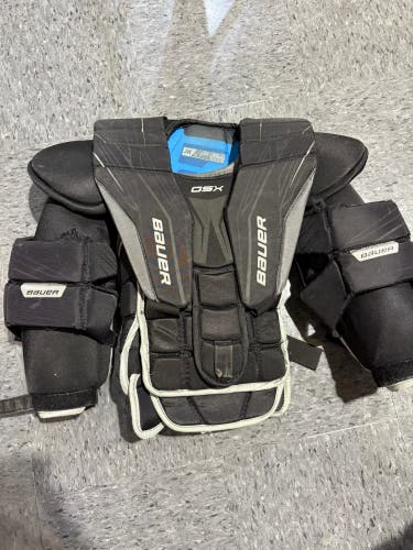 Junior Large/Extra Large Bauer GSX Goalie Chest Protector (Used)